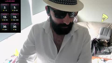 Snapshot of ona_nisme chatting on June 2026 05:14:01 PM ona nisme online show from June 2026 05:14:01 PM