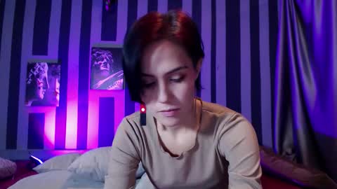 onaloon online show from October 2025 01:16:02 AM