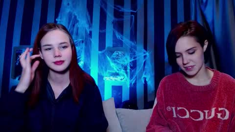 onaloon online show from November 2025 02:02:02 AM