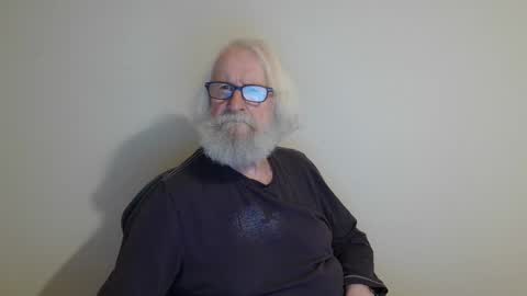 Somewhere over the rainbow online show from March 2025 10:04:02 PM