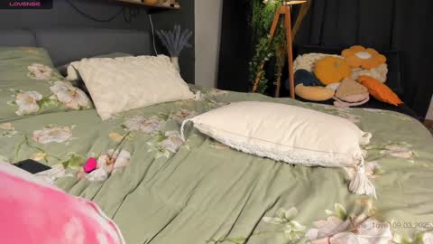 Snapshot of one_1ove chatting on March 2025 08:07:01 AM Ana online show from March 2025 08:07:01 AM