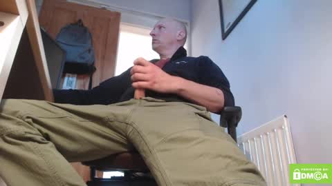 Snapshot of one_balled_wonder chatting on May 2026 02:22:01 PM one balled wonder online show from May 2026 02:22:01 PM
