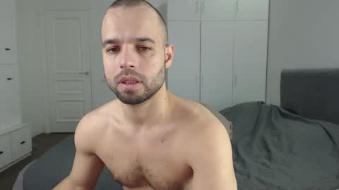 onebestlover online show from February 2025 07:54:02 AM