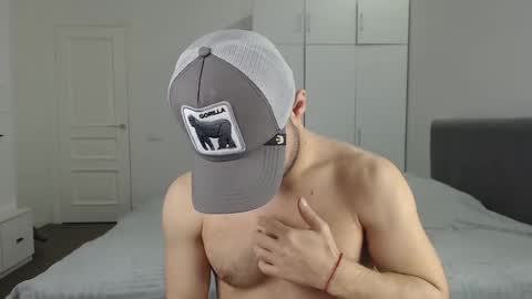 onebestlover online show from March 2025 09:03:02 AM