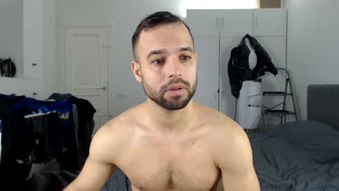 onebestlover online show from January 2026 08:50:02 AM