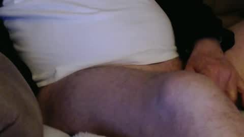 Snapshot of onehanglow chatting on January 2025 01:43:02 AM Butch online show from January 2025 01:43:02 AM