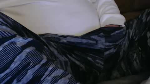 Snapshot of onehanglow chatting on March 2025 01:37:02 AM Butch online show from March 2025 01:37:02 AM