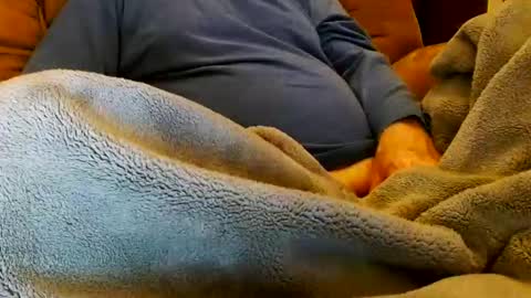 Snapshot of onehanglow chatting on November 2025 01:19:02 AM Butch online show from November 2025 01:19:02 AM