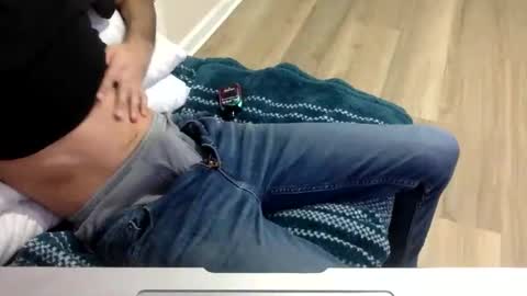 onehitwonder21 online show from February 2026 10:17:01 PM