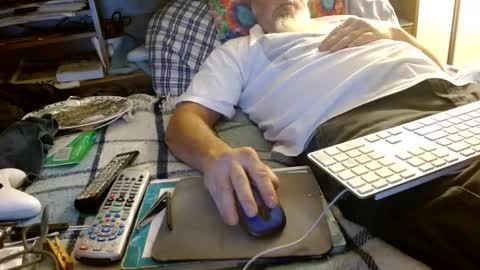 Snapshot of onemattu chatting on October 2025 06:56:01 AM Mattu online show from October 2025 06:56:01 AM