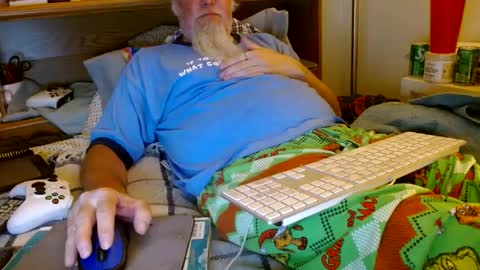 Snapshot of onemattu chatting on October 2025 06:47:01 AM Mattu online show from October 2025 06:47:01 AM