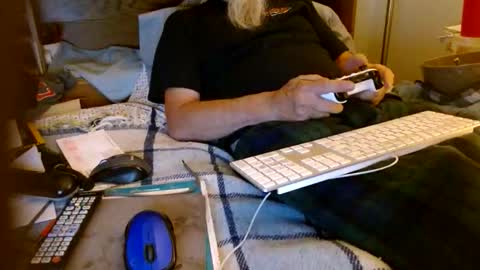 Snapshot of onemattu chatting on December 2025 07:15:02 AM Mattu online show from December 2025 07:15:02 AM