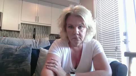 couple mature milf bigboobs curvy mommydaddy online show from February 2025 11:26:01 PM