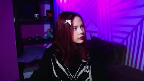 onessandra online show from September 2025 01:28:01 AM