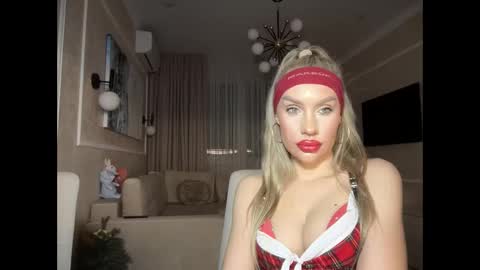 onesweet_baby online show from January 2025 04:05:01 AM