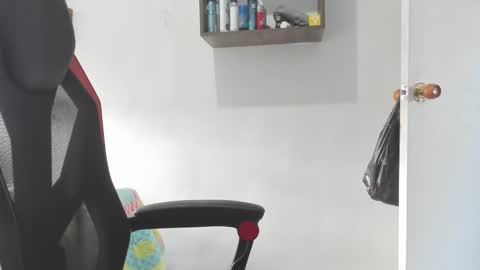 Andres INDEPENDENT MODEL online show from December 2024 08:11:01 PM