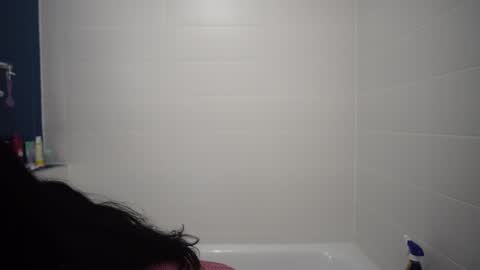 Snapshot of only_cara_mella chatting on January 2025 09:53:01 PM Cara Mella online show from January 2025 09:53:01 PM