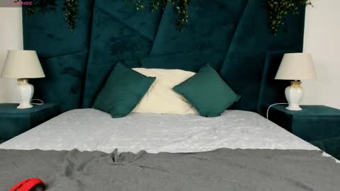 Erick  online show from November 2025 07:50:01 AM