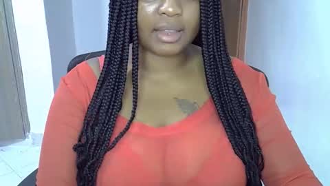 Snapshot of onlyyhazelbrown chatting on September 2025 12:16:01 PM Patience online show from September 2025 12:16:01 PM