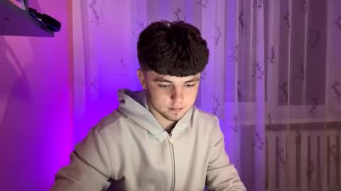 Mike online show from November 2025 07:23:02 PM