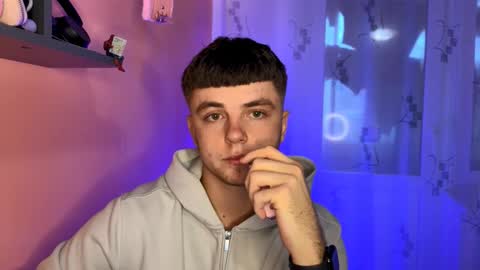 Mike online show from November 2025 01:17:02 PM