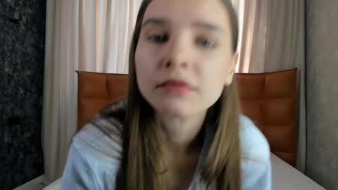 onyxvespera online show from March 2026 07:03:02 AM