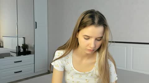 onyxvespera online show from June 2026 07:25:02 AM