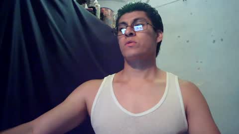 Snapshot of oomaurooo chatting on August 2026 07:32:02 AM oomaurooo online show from August 2026 07:32:02 AM