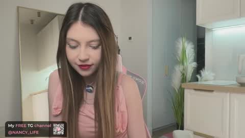 Snapshot of oops_my_english chatting on May 2026 07:11:02 PM Nancy online show from May 2026 07:11:02 PM