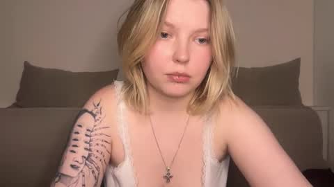 Ophelia online show from March 2026 10:38:01 PM