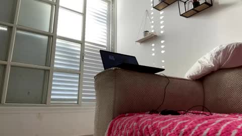 or online show from December 2024 12:52:01 PM