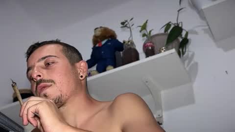 or online show from October 2025 06:07:01 PM