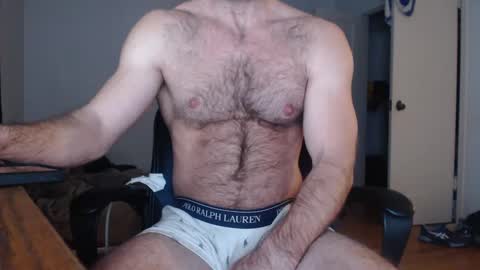 Snapshot of oregon87 chatting on December 2024 03:16:01 PM The Oregon Lumberjack online show from December 2024 03:16:01 PM