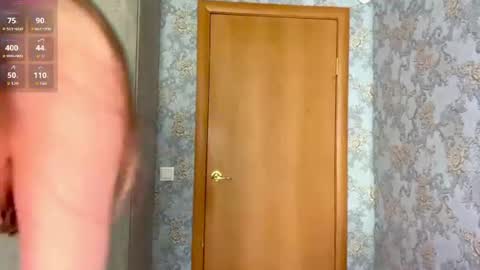 Snapshot of orethaellifritz chatting on July 2026 07:12:01 AM Yesenia online show from July 2026 07:12:01 AM
