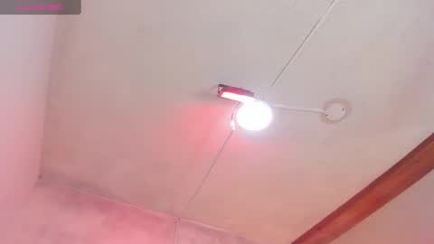 Snapshot of oriana_guzman chatting on December 2024 12:44:02 PM Miss Guzman online show from December 2024 12:44:02 PM