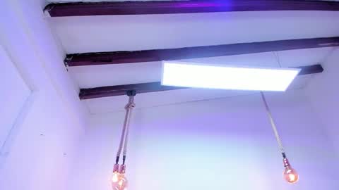 Snapshot of oriana_guzman chatting on December 2024 12:11:01 PM Miss Guzman online show from December 2024 12:11:01 PM