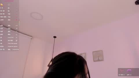 Snapshot of oriana_guzman chatting on September 2025 01:07:02 AM Miss Guzman online show from September 2025 01:07:02 AM