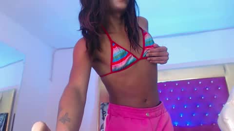 Oriana online show from December 2024 02:01:02 PM