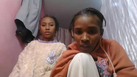 orianie064 online show from July 2026 06:39:01 PM
