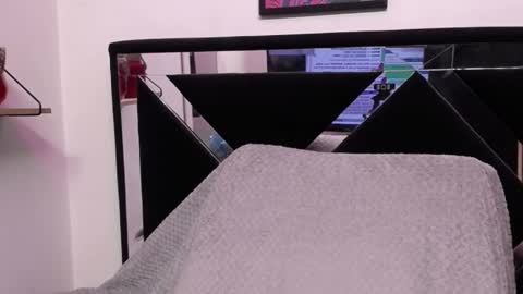 ORIANNA online show from March 2025 10:41:01 AM