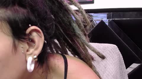 ORIANNA online show from March 2025 01:40:01 PM