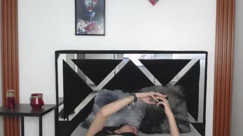 ORIANNA online show from October 2025 09:22:01 PM