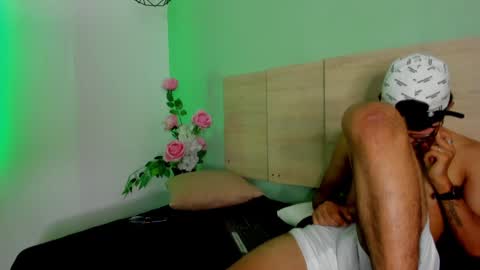 orion y perla online show from January 2025 07:07:01 AM