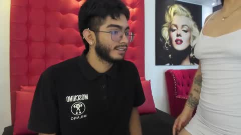 orion y perla online show from February 2025 03:03:01 AM