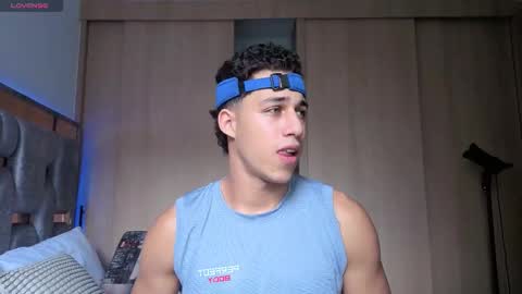 Orionblaze 69  online show from October 2025 09:04:02 PM