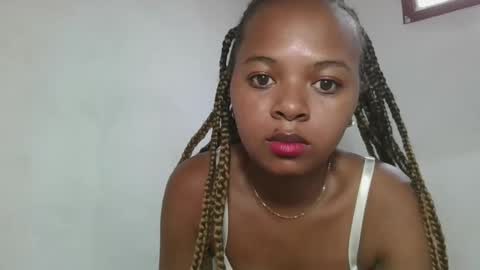 ornellahhh online show from September 2025 07:45:02 AM