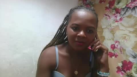 ornellahhh online show from September 2025 02:22:01 PM