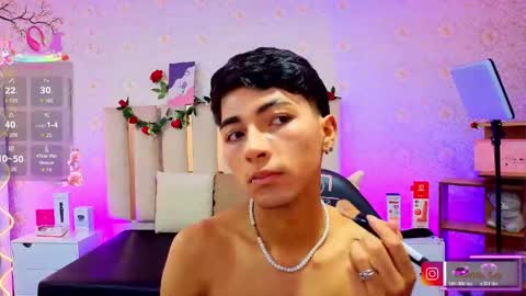 osamu_tay online show from May 2026 10:18:01 PM