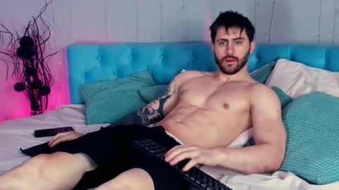 Oscar online show from January 2026 09:42:01 PM