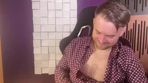 Oscar Steel Savage online show from February 2025 11:24:01 PM